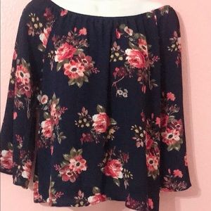 Off the shoulder long sleeve blouse